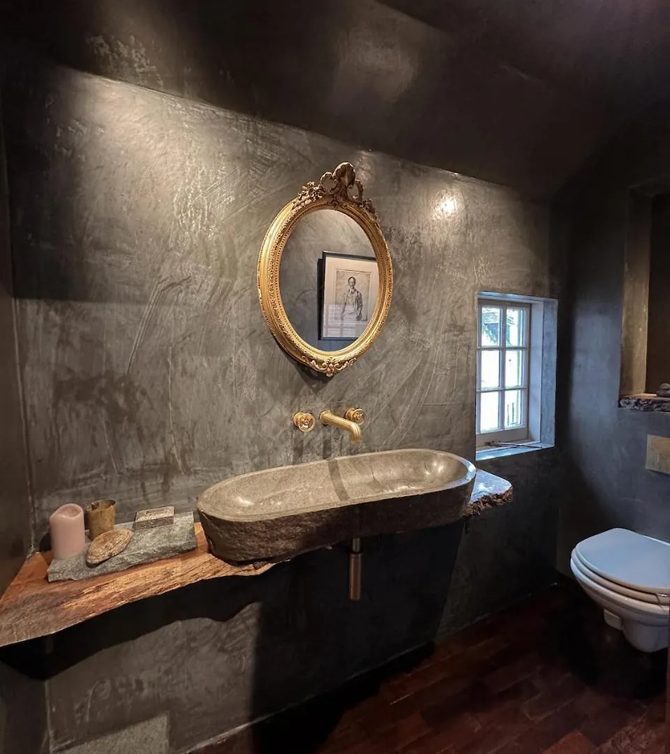 Ords Loft Royal Mile Historic Apartment Edinburgh