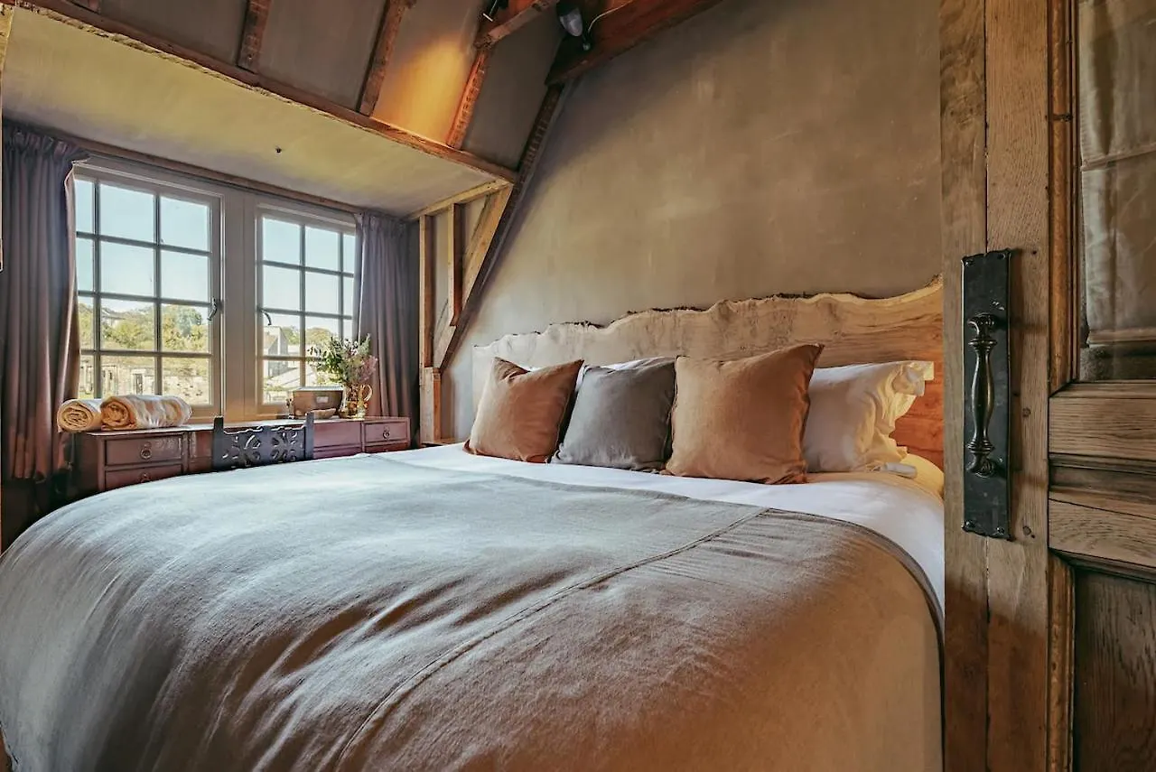 Ords Loft Royal Mile Historic Apartment Edinburgh