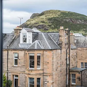 3* Hotel Ceilidh-donia