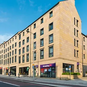 Destiny Student - Shrubhill Appartement